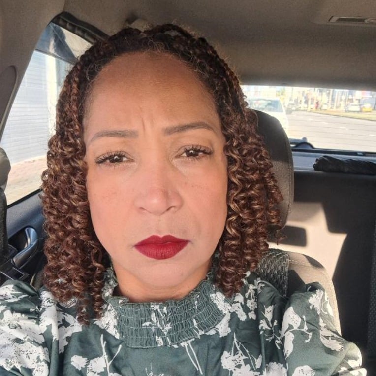 Sicuti Odontologia 11 Dra Luciana S. Fernandes